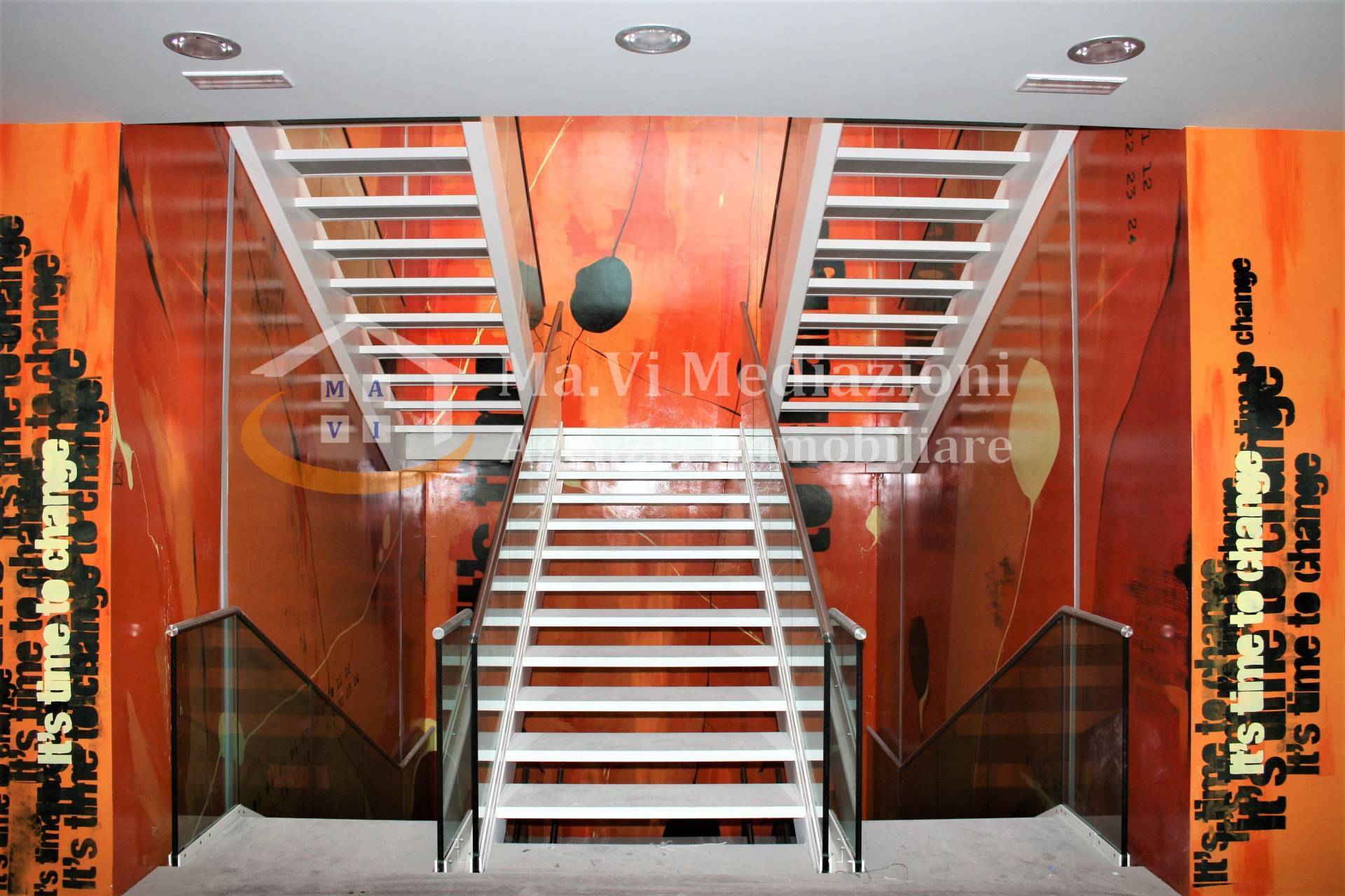 Locale commerciale in vendita a Arco