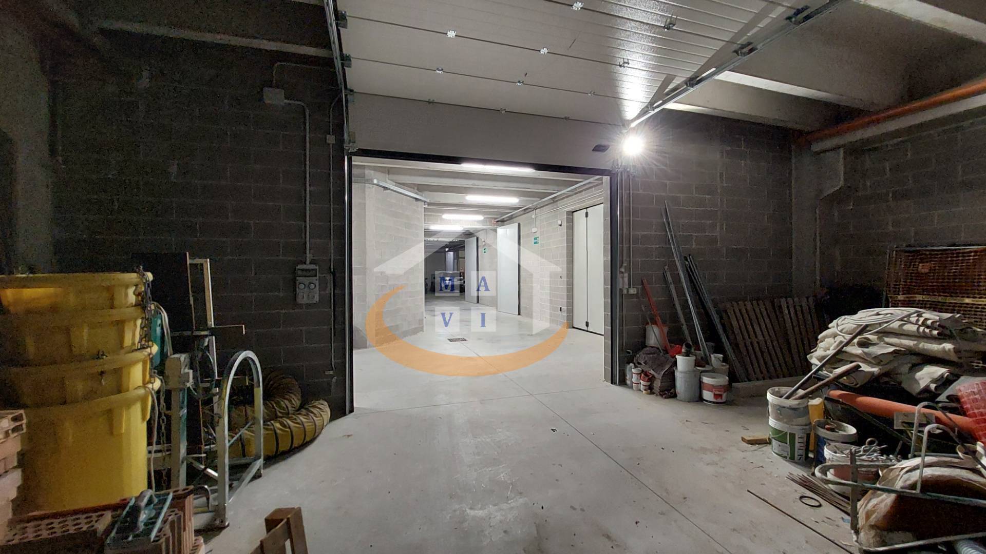 Deposito in vendita a Arco