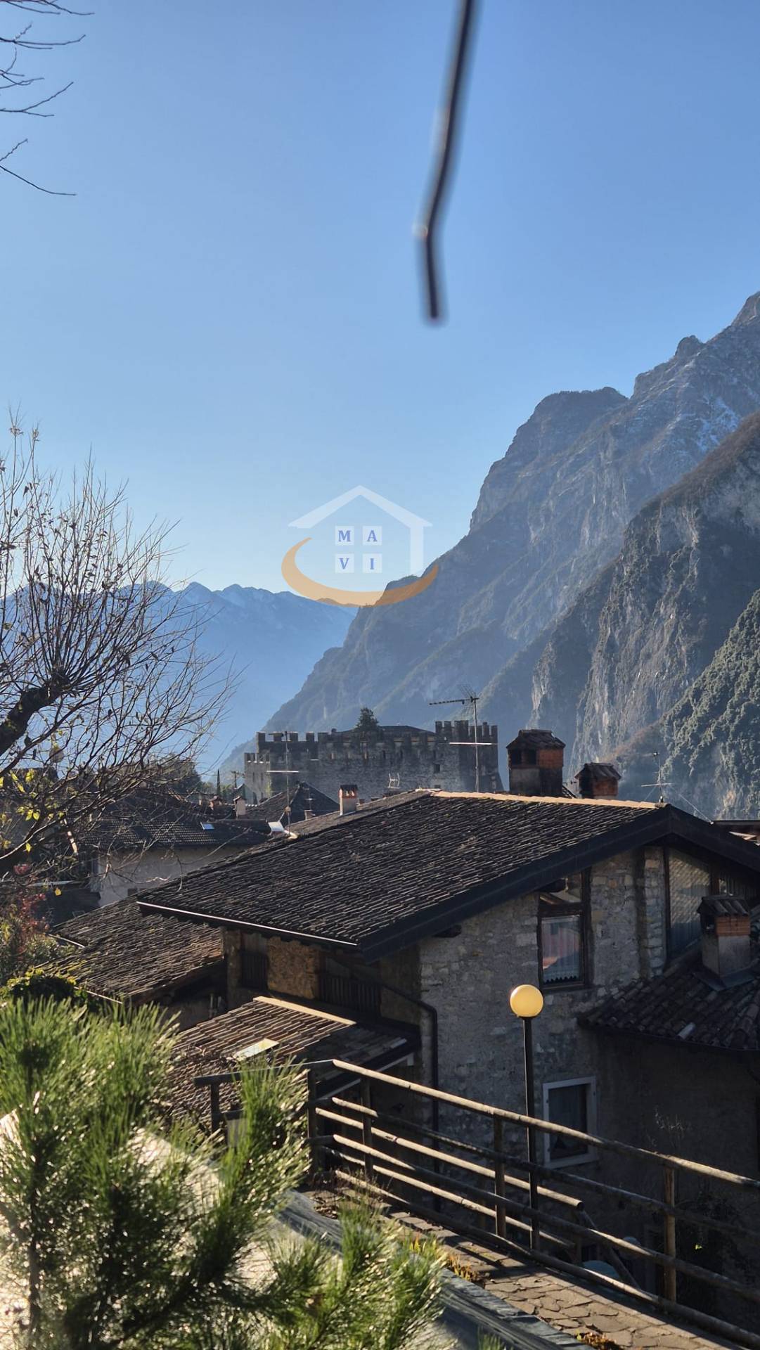 Porzione di casa in vendita a Tenno, Tenno