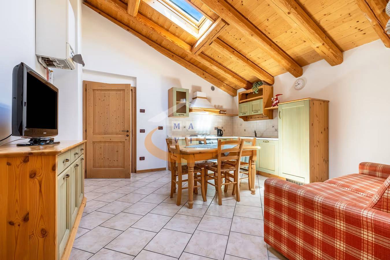 Porzione di casa in vendita a Ronzo-Chienis