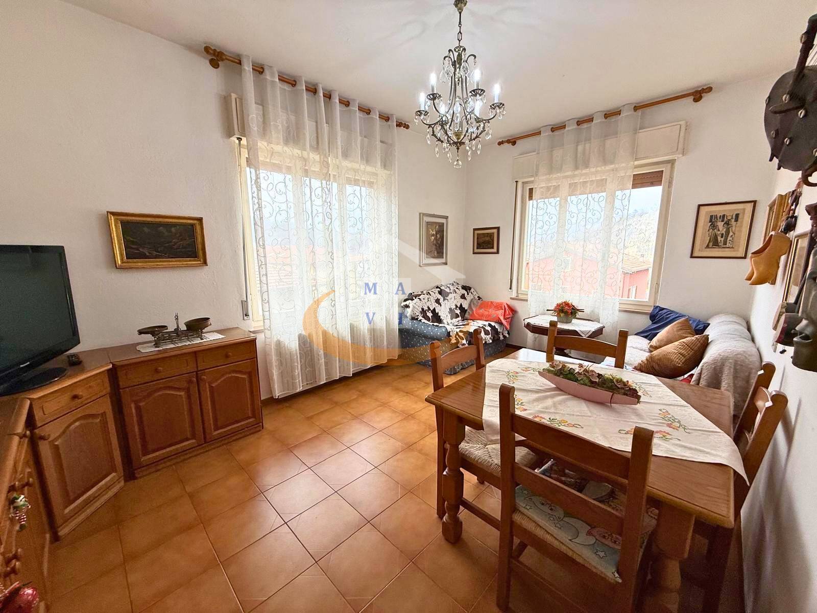 Quadrilocale in vendita a Nago-Torbole, Nago