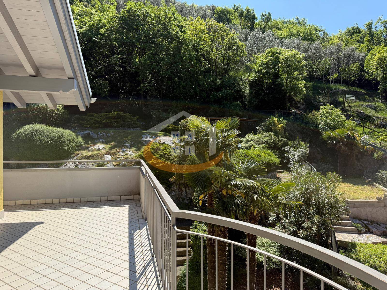 Attico in vendita a Nago-Torbole, Nago