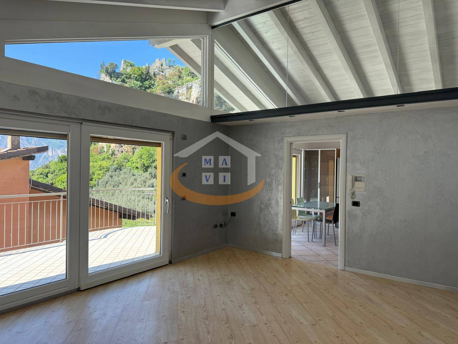 Attico in vendita a Nago-Torbole, Nago