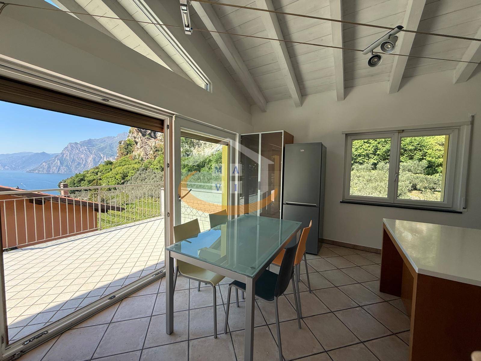 Attico in vendita a Nago-Torbole, Nago