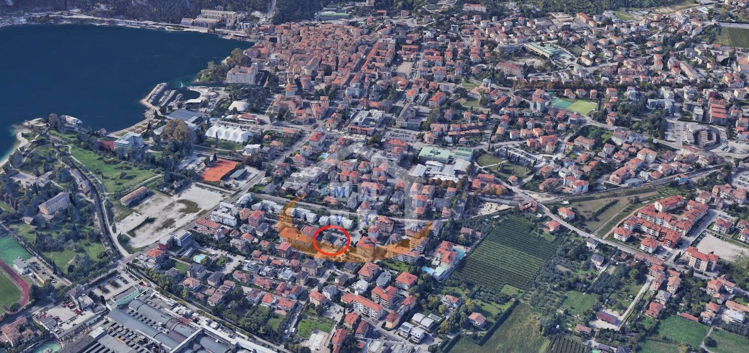 Quadrilocale in vendita a Riva del Garda, Riva