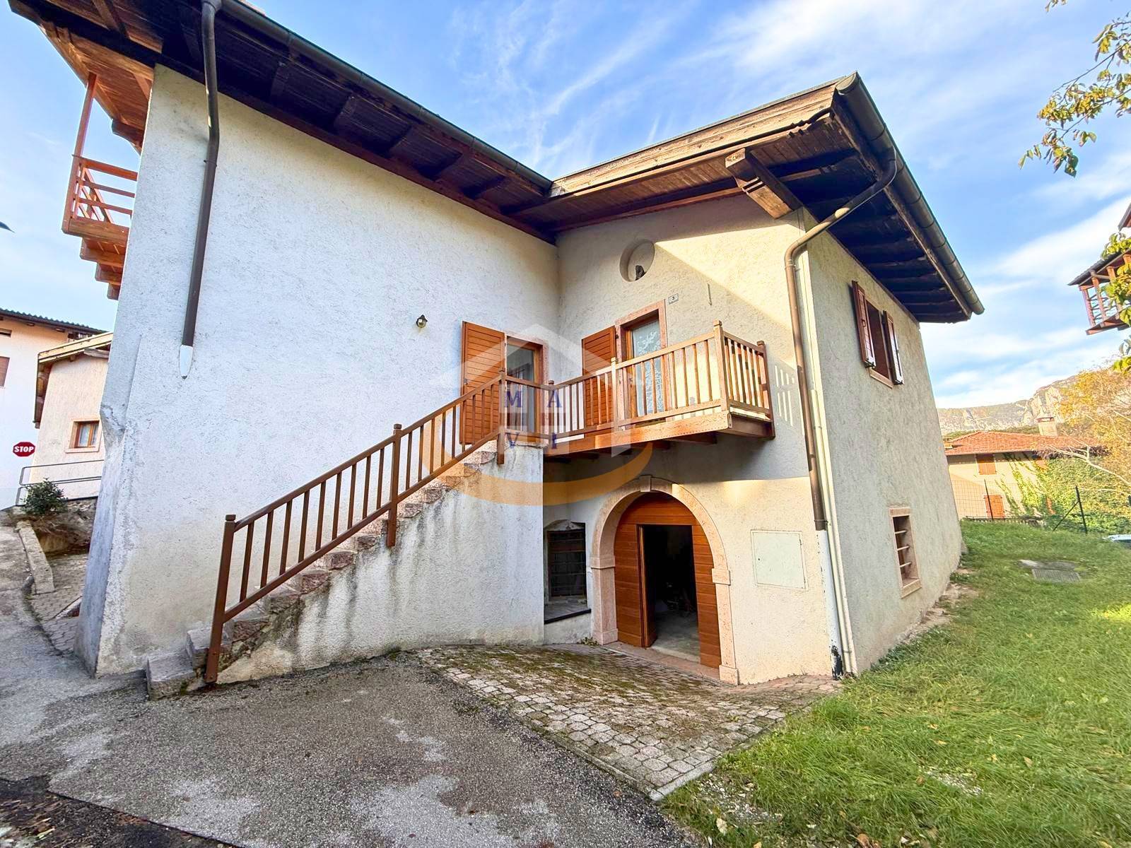 Casa singola in vendita a Cavedine, Stravino
