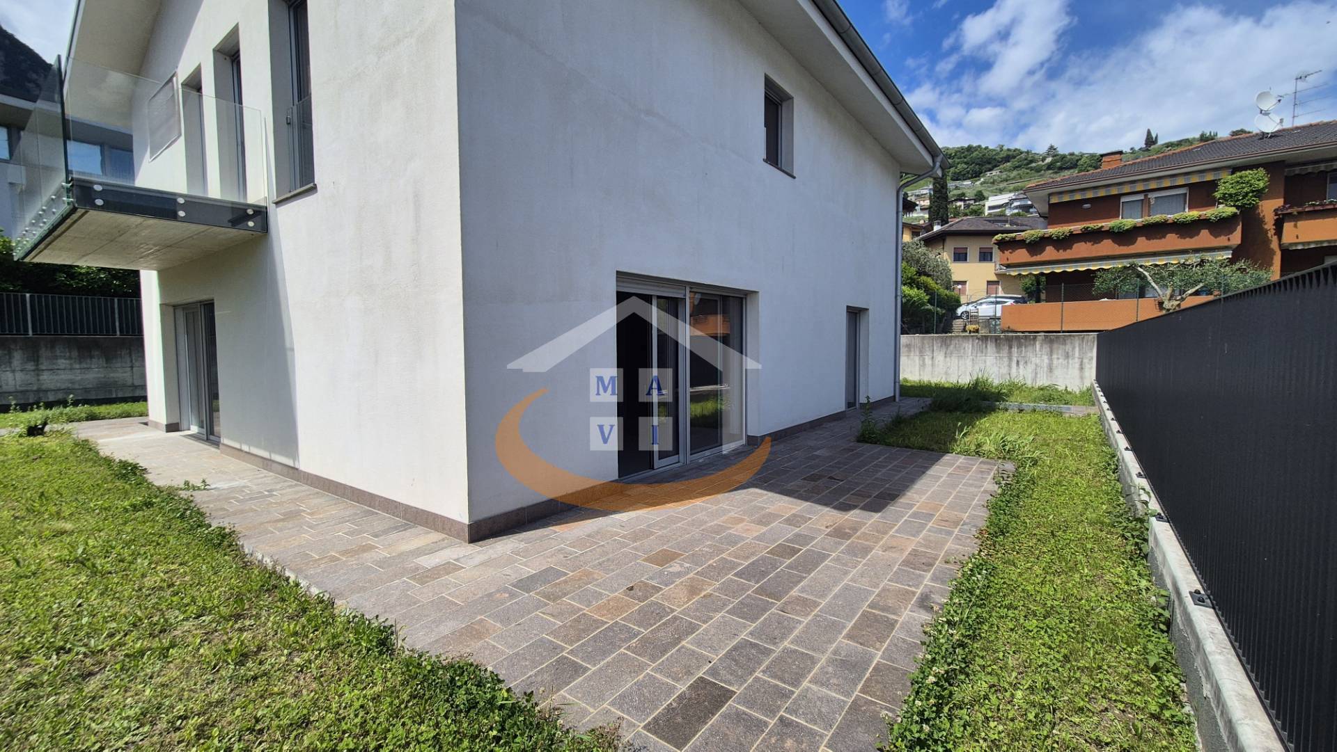 Villa in vendita a Riva del Garda, Riva