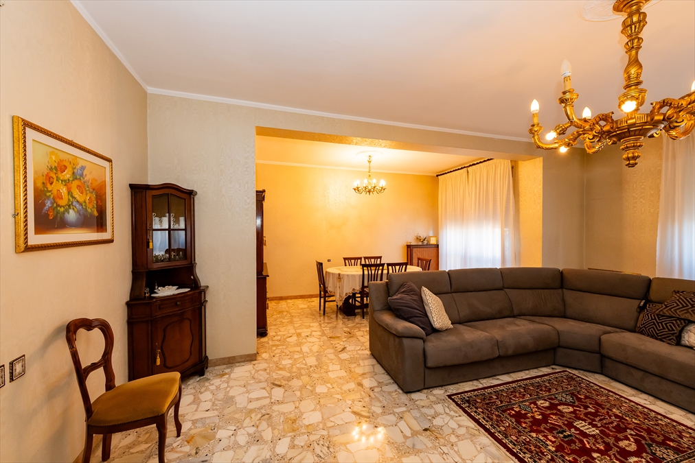 Quadrilocale in vendita in via colazilli, Chieti