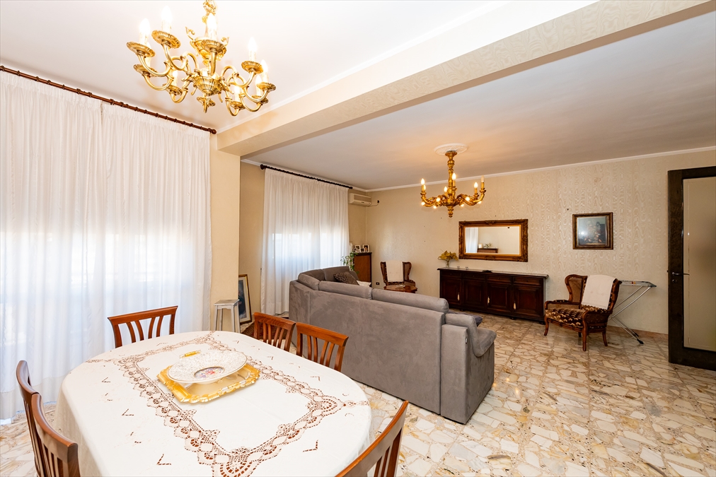 Quadrilocale in vendita in via colazilli, Chieti