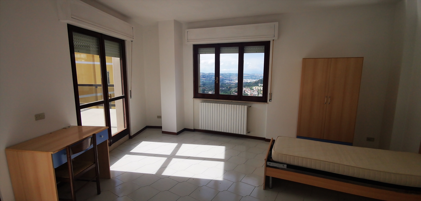 Quadrilocale in vendita in via silvino olivieri, Chieti