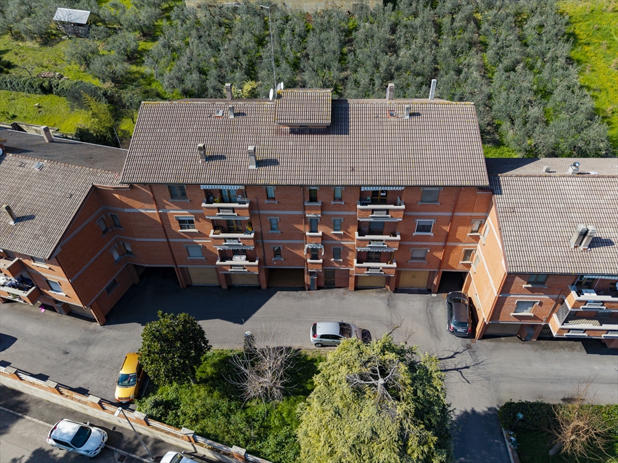 Quadrilocale con box in via sallustio, Chieti