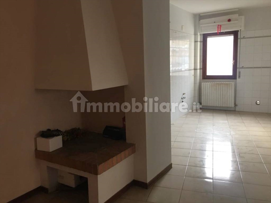 Quadrilocale in vendita in via silvino olivieri, Chieti