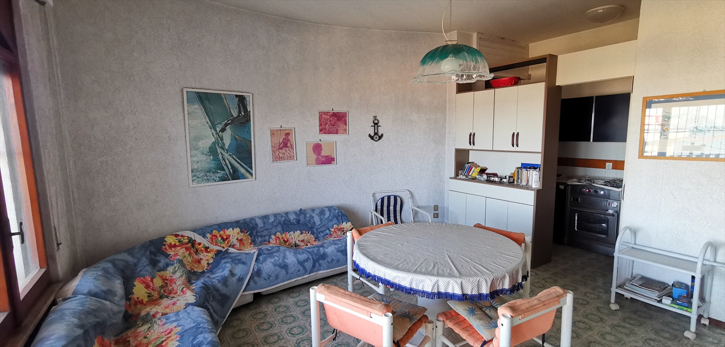 Villa con giardino in v.le alcione, Francavilla al Mare