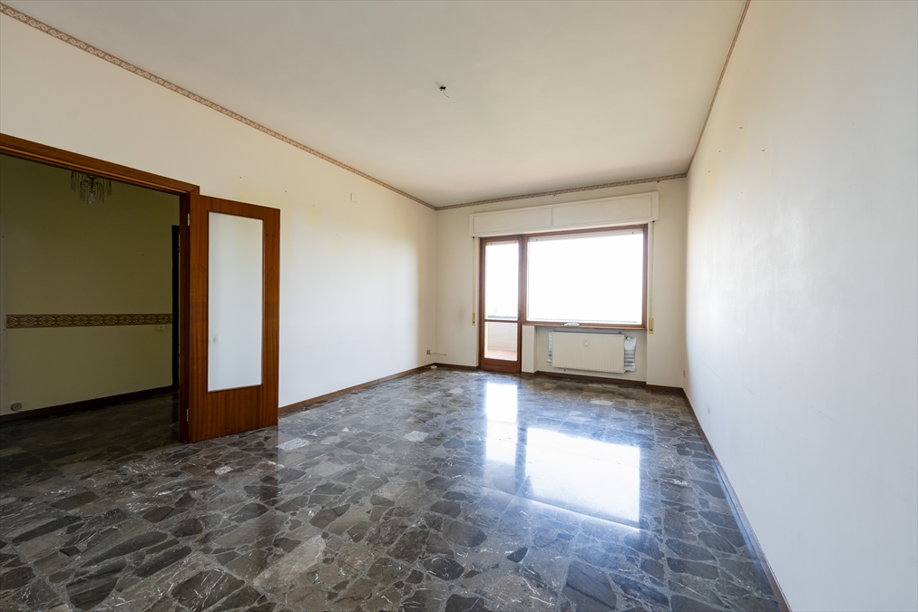 Trilocale in vendita in via salomone, Chieti