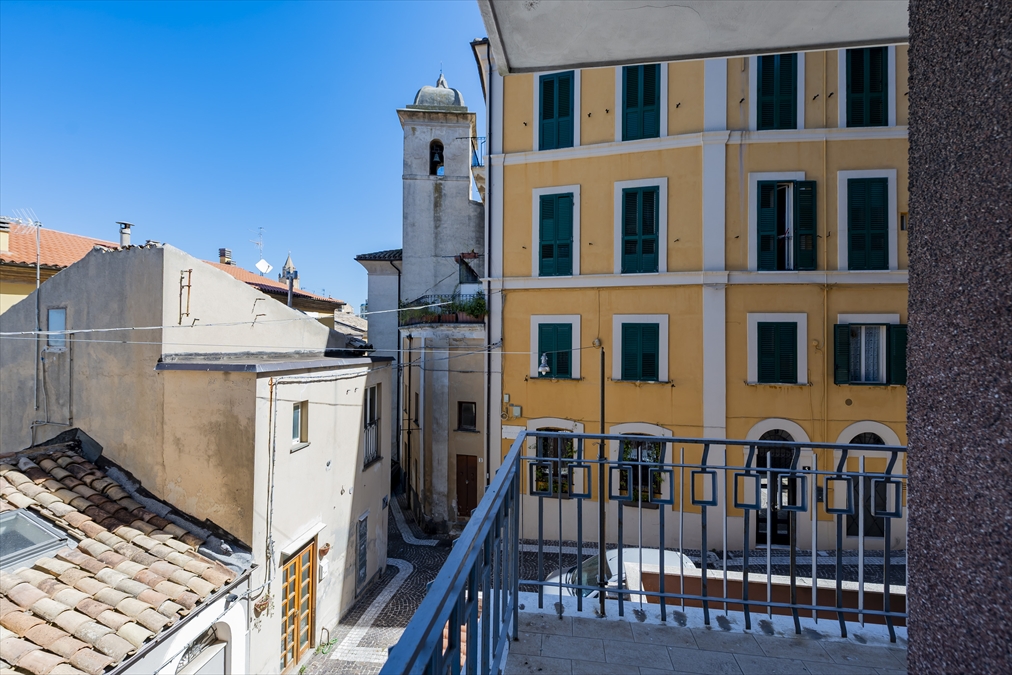 Bilocale ristrutturato in via raffaele lanciano, Chieti