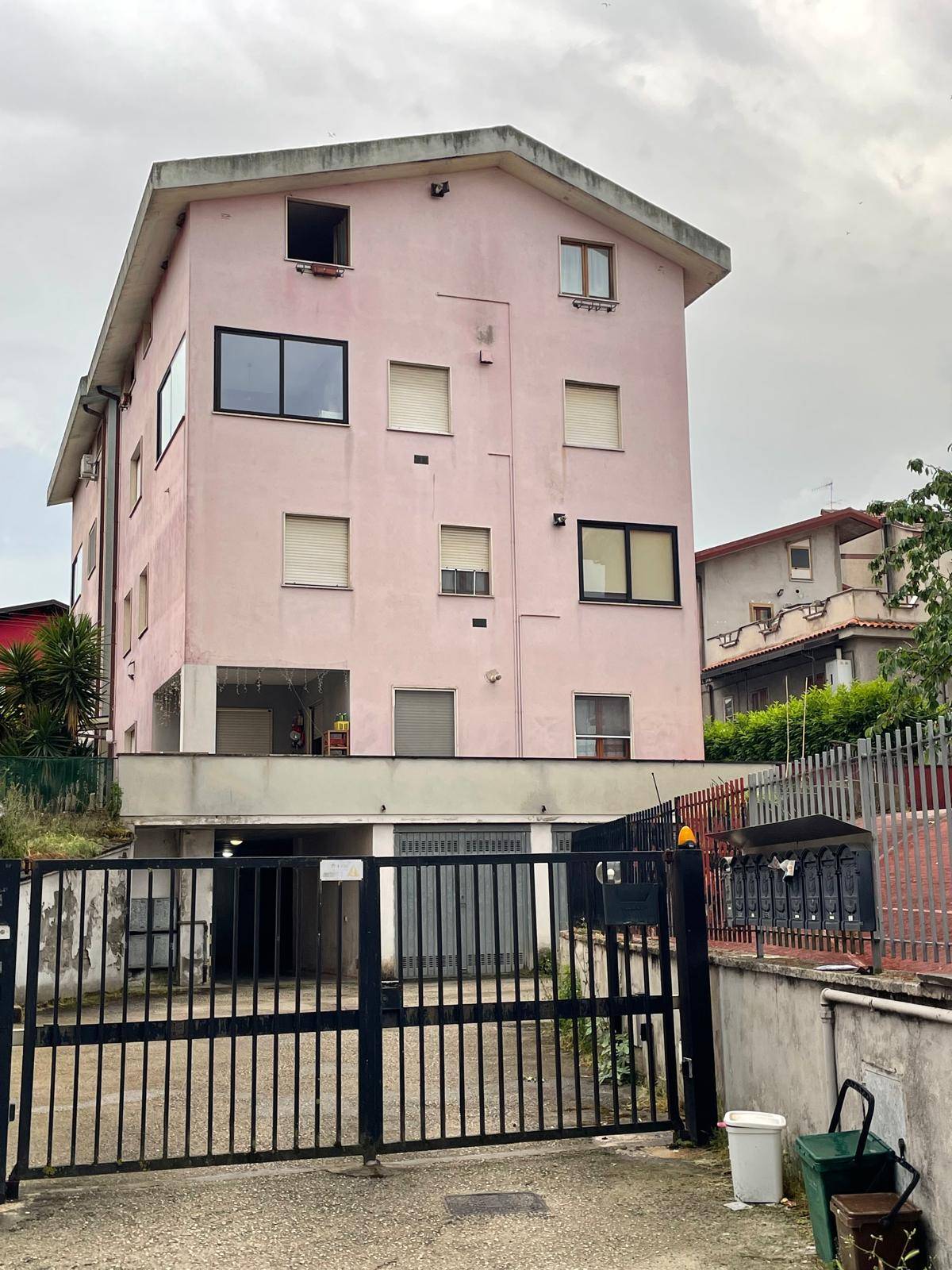 APPARTAMENTO 1 in vendita a Colleferro, VIA CRISTOFORO COLOMBO