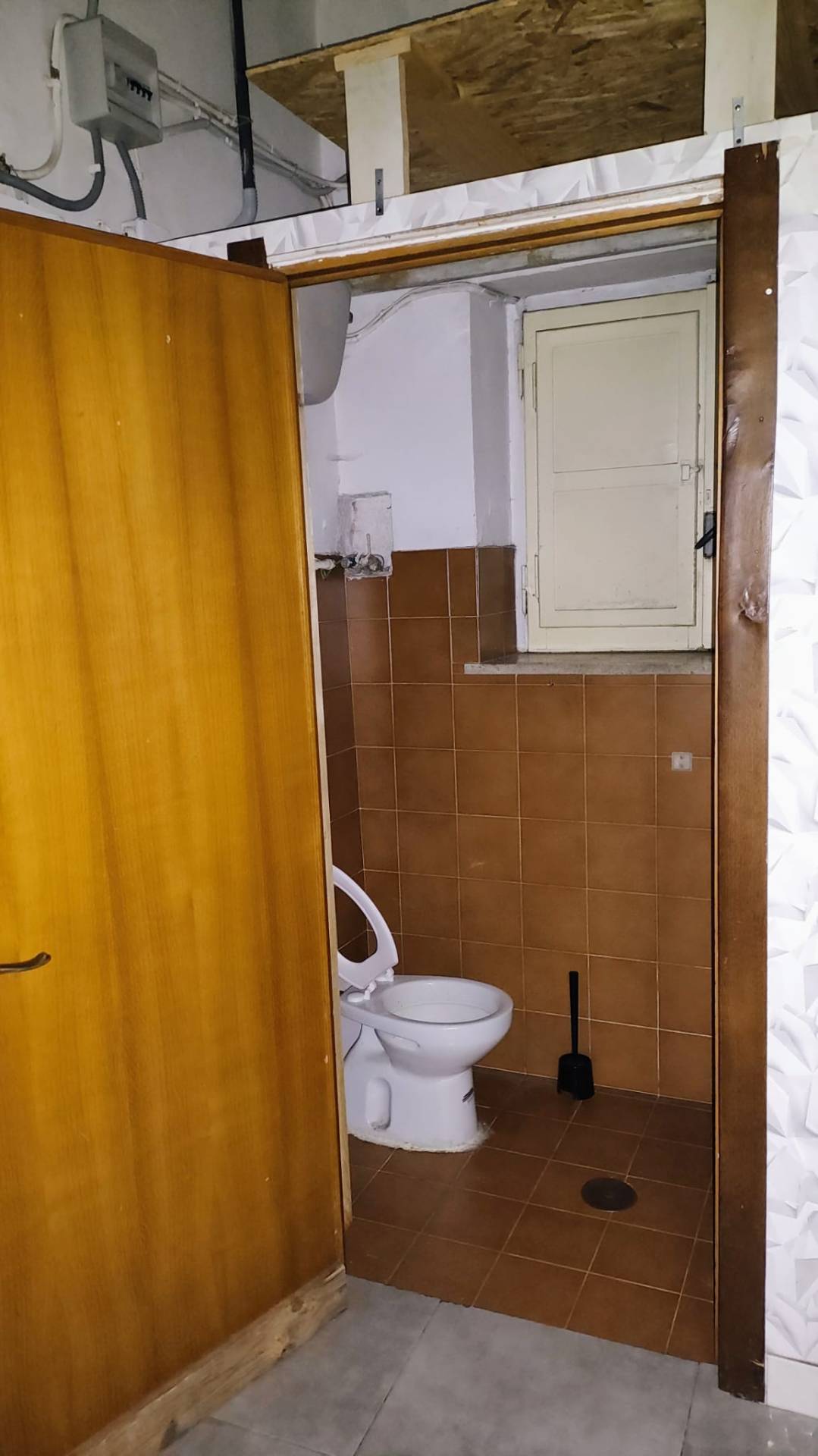 Locale commerciale in affitto a Colleferro, C.SO FILIPPO TURATI