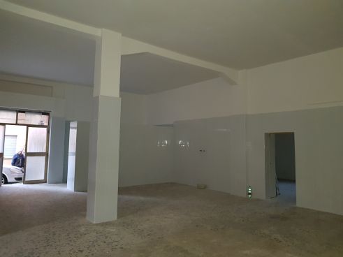 COMMERCIALE/MAGAZZINO in affitto a Colleferro, VIA NAZIONI UNITE