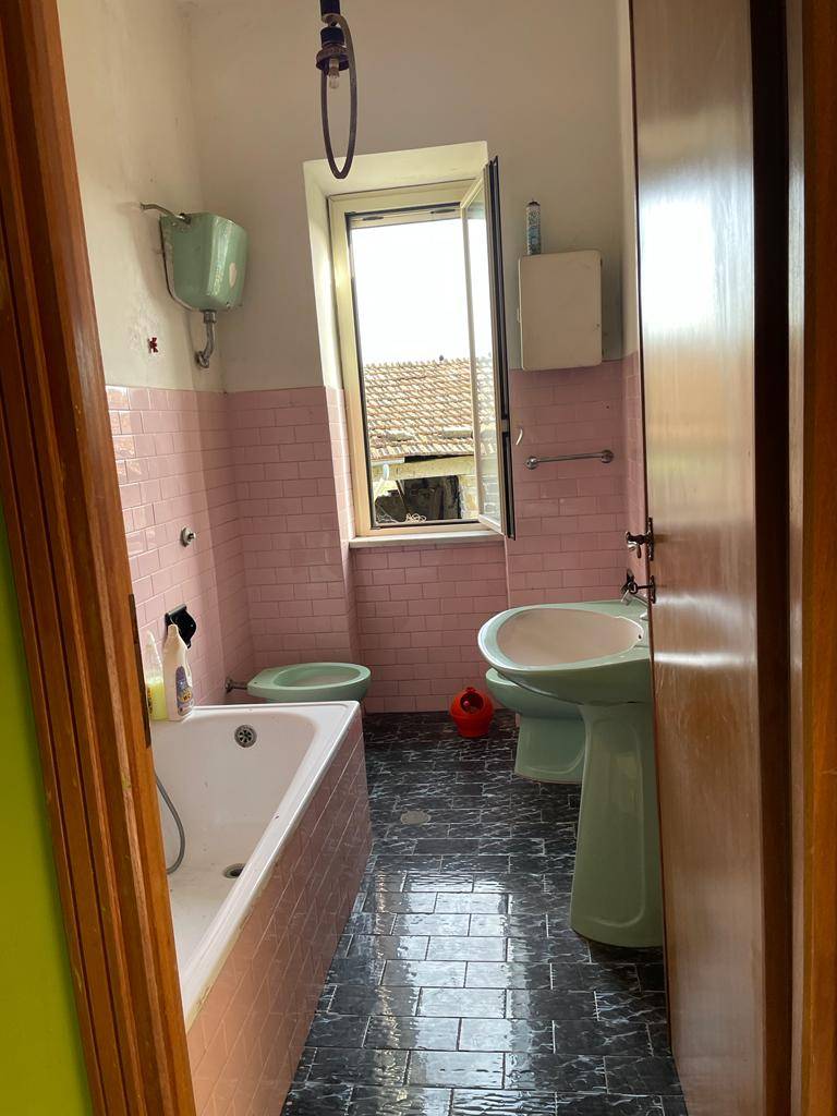 APPARTAMENTO CON ENTRATA INDIPENDENTE in vendita a Segni, VIA DELLA MOLA