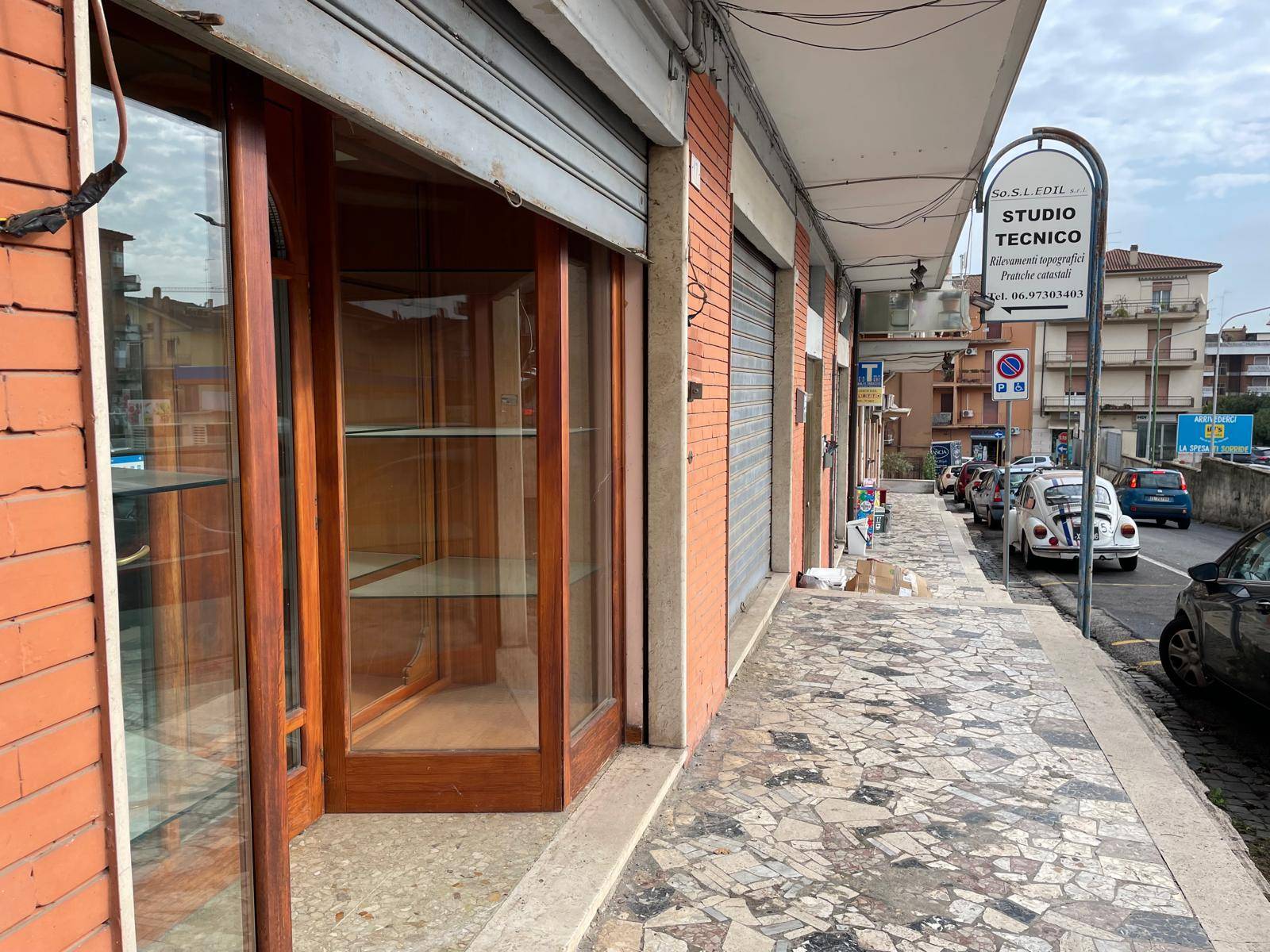 Locale commerciale in affitto a Colleferro, VIA DELLA SELVA