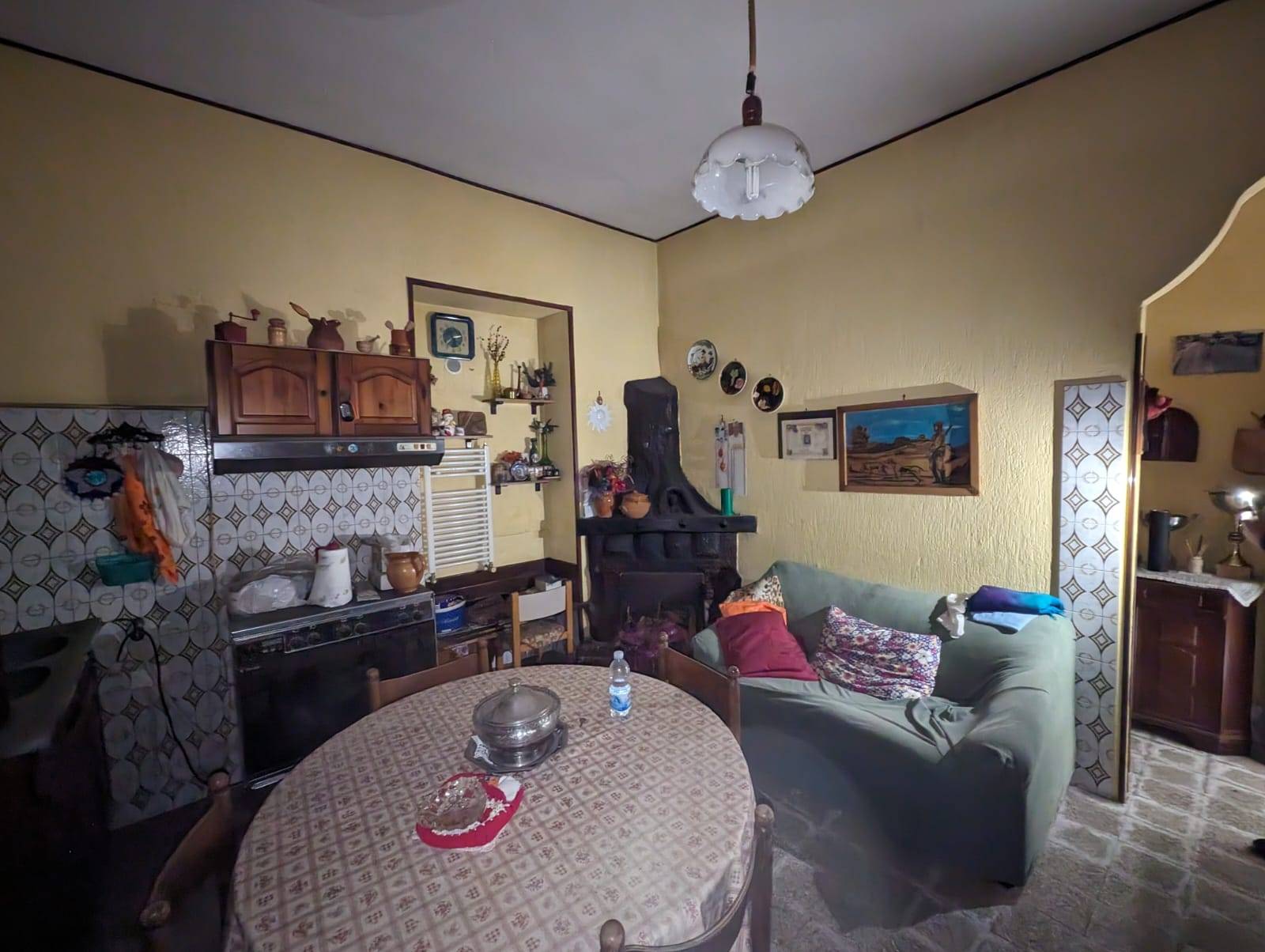 SOLUZIONE INDIPENDENTE in vendita a Colleferro, VIA A. GRANDI