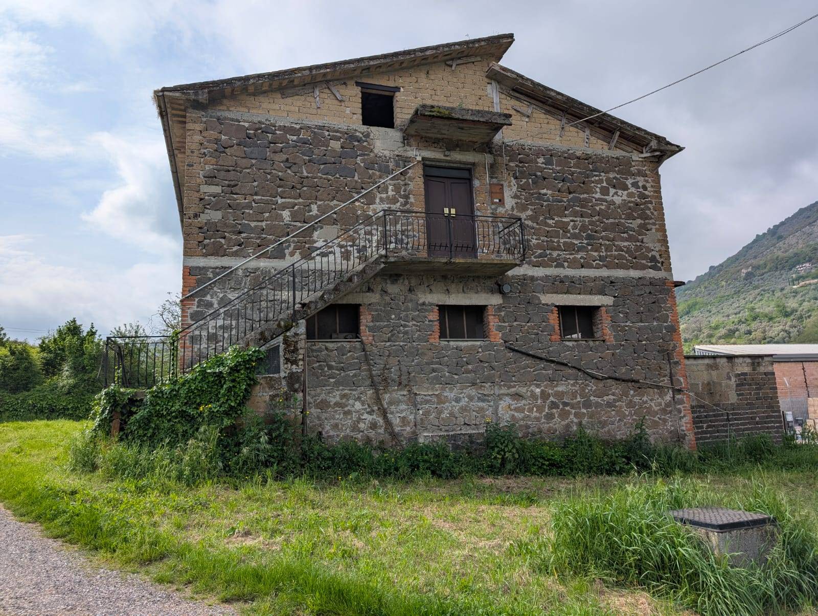 casa indipendente in vendita a Segni, VIA CARPINETANA EST