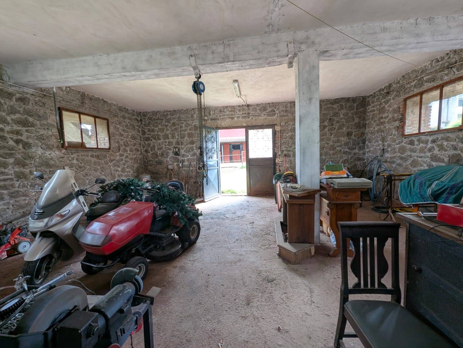 casa indipendente in vendita a Segni, VIA CARPINETANA EST