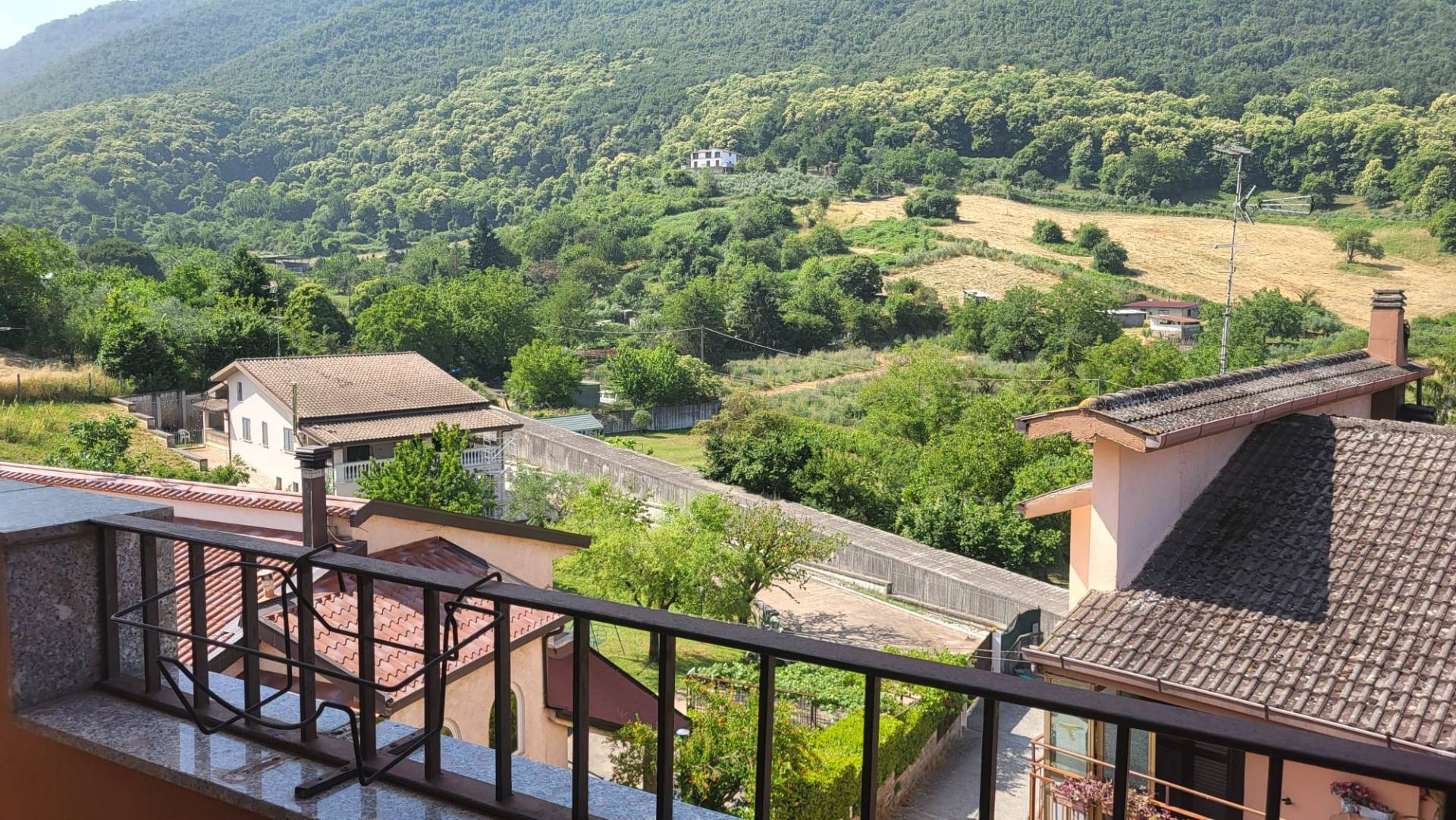 APPARTAMENTO 1 in vendita a Colleferro, VIA DEI PIOPPI