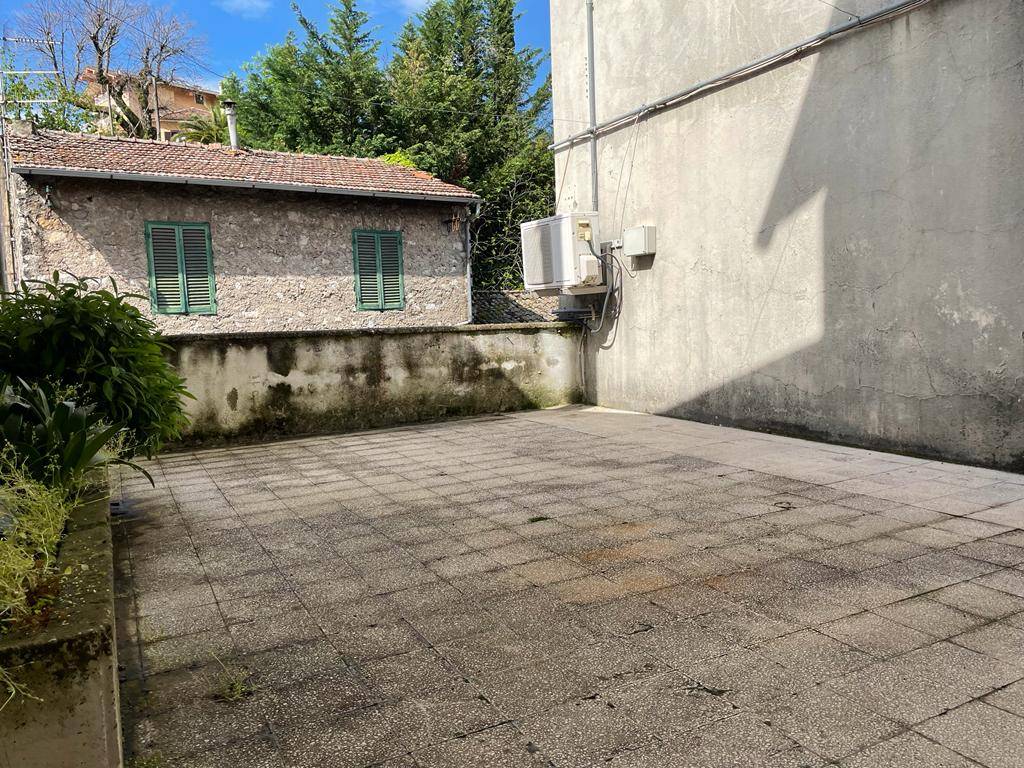 APPARTAMENTO 1 in vendita a Montelanico