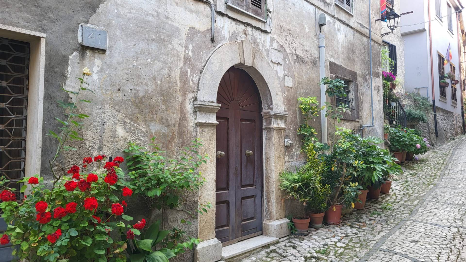 APPARTAMENTO 1 in vendita a Gavignano