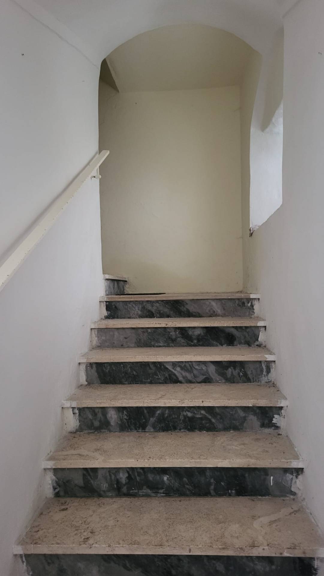 APPARTAMENTO 1 in vendita a Gavignano