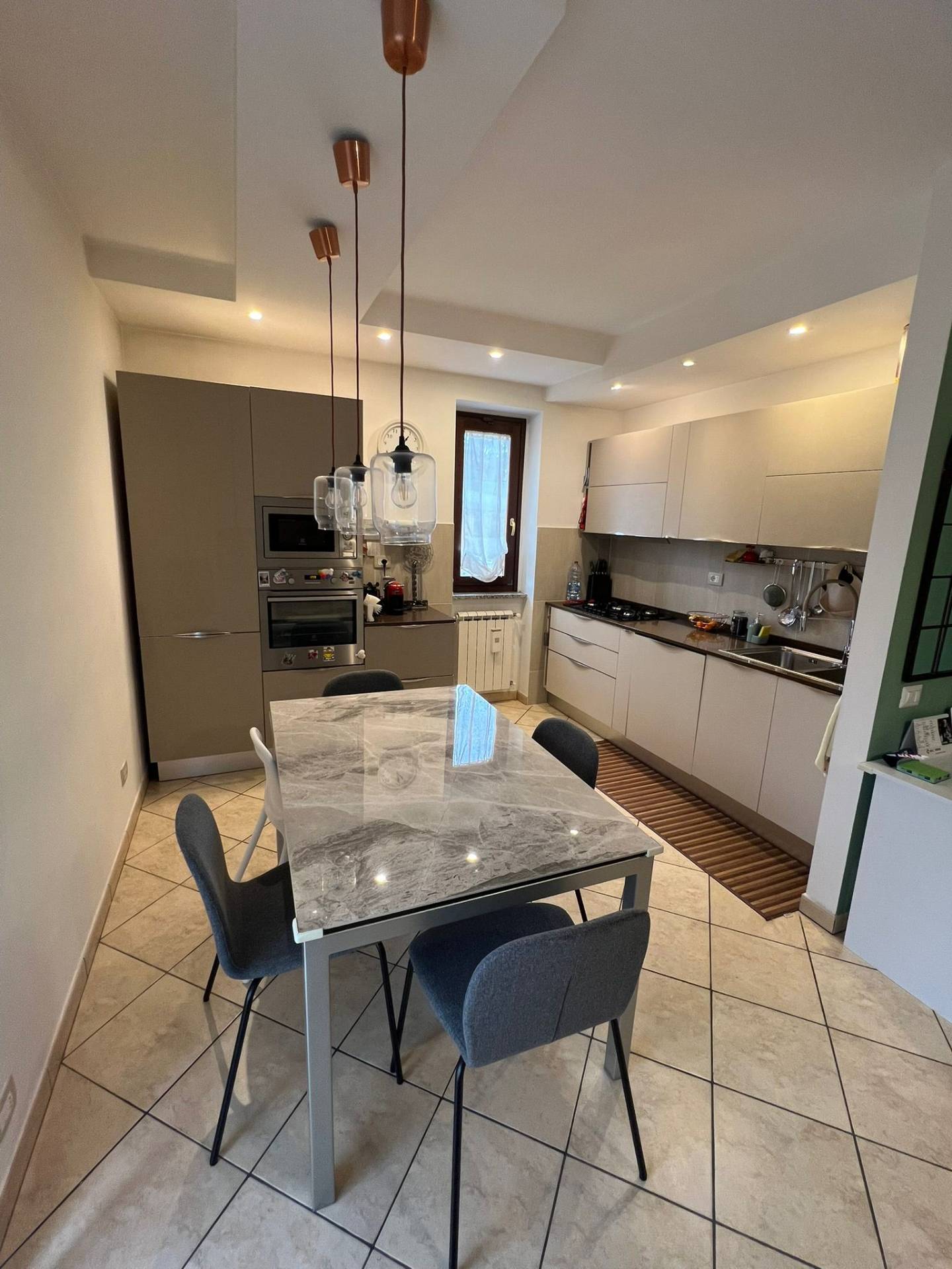 APPARTAMENTO 1 in vendita a Colleferro, VIA N. CALIPARI