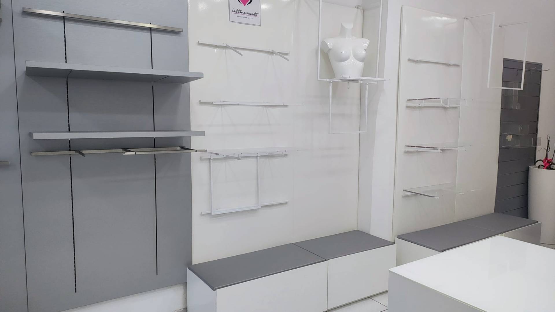 LOCALE COMMERCIALE in affitto a Colleferro, C.SO FILIPPO TURATI