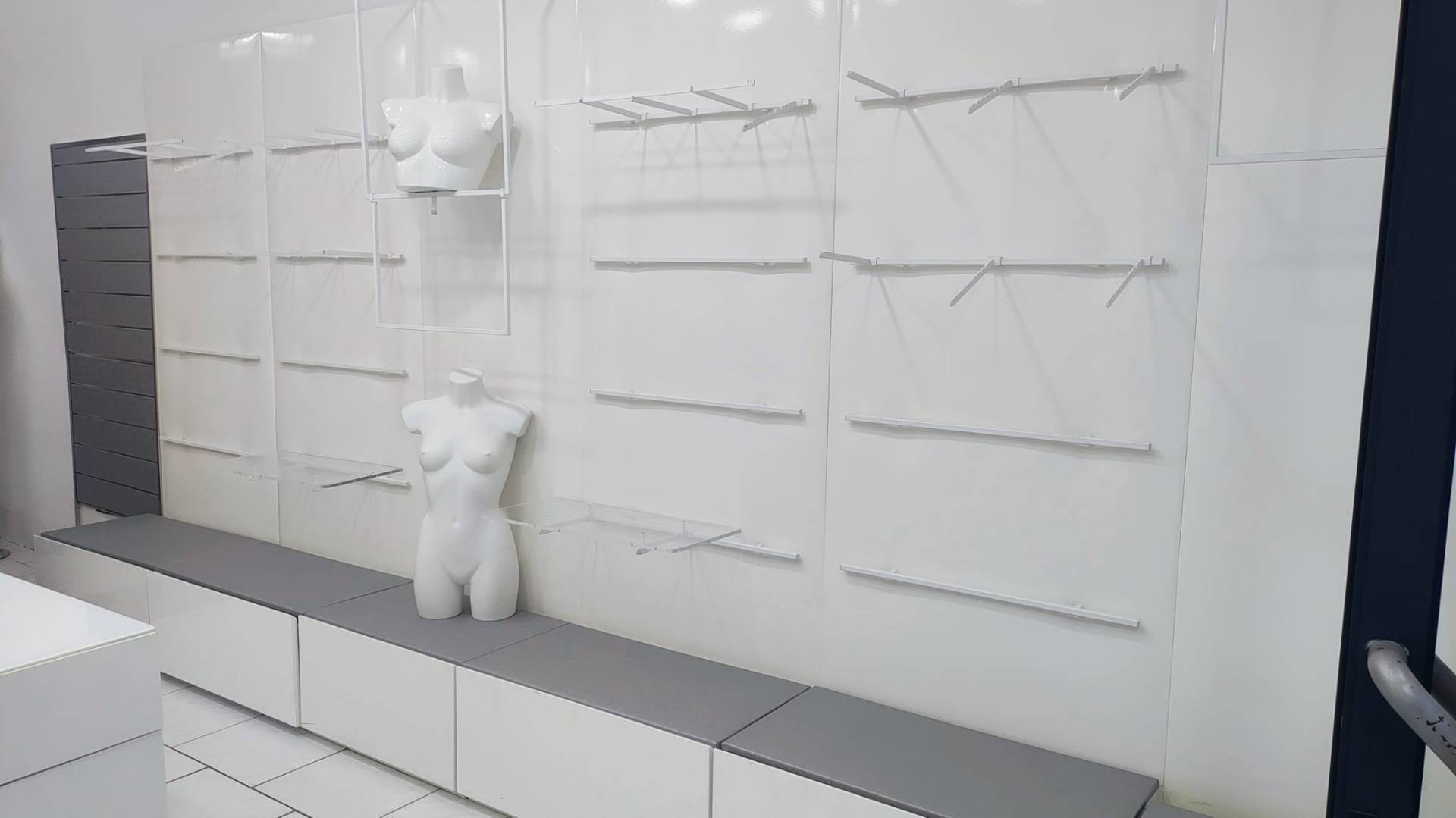 LOCALE COMMERCIALE in affitto a Colleferro, C.SO FILIPPO TURATI