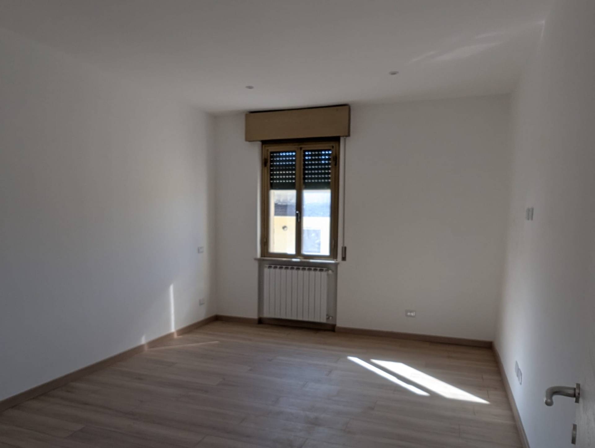 APPARTAMENTO 1 in affitto a Colleferro, VIA APRILIA