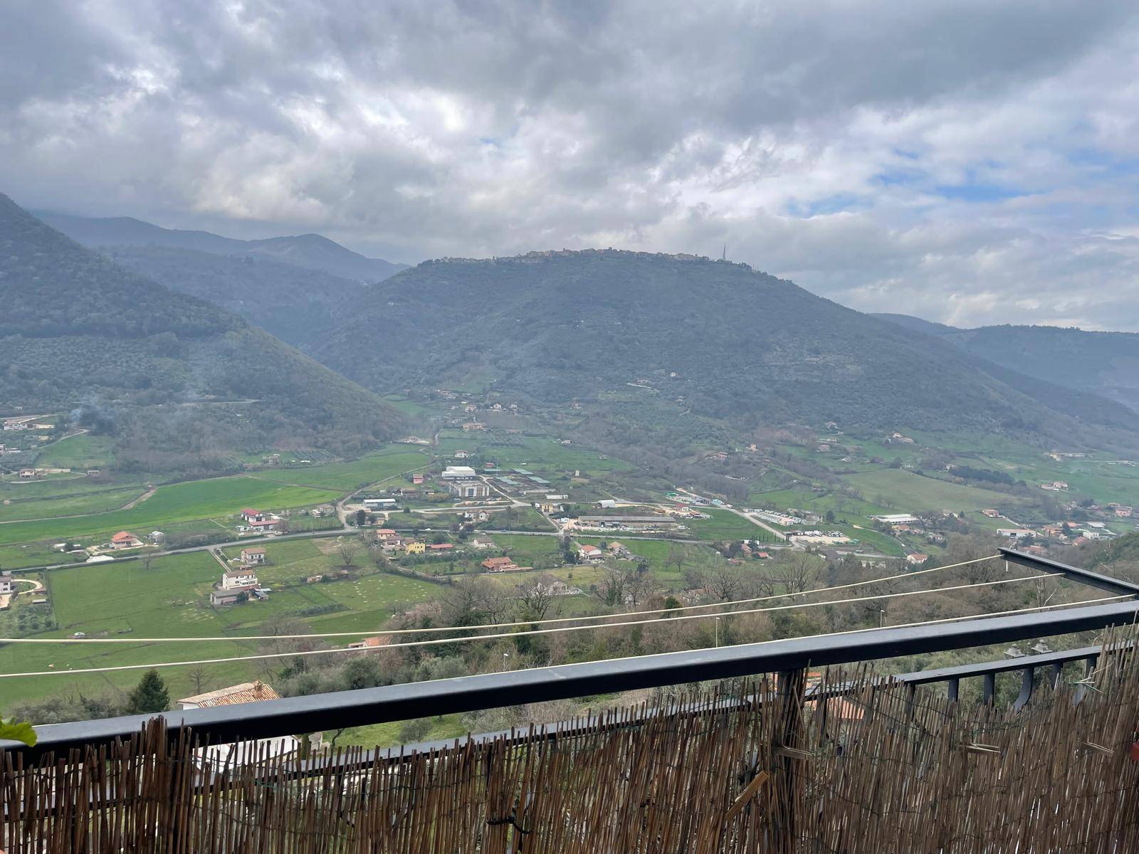 APPARTAMENTO CON ENTRATA INDIPENDENTE in vendita a Gavignano, VIA R. MARGHERITA