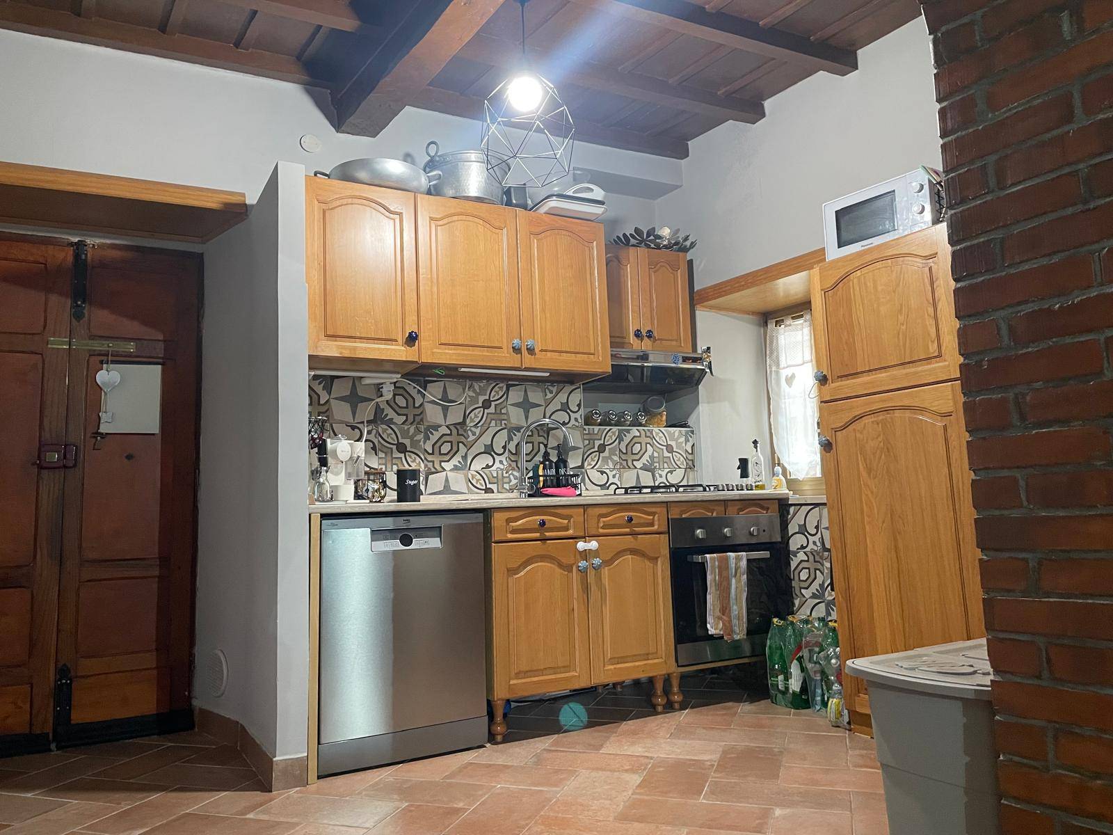 APPARTAMENTO CON ENTRATA INDIPENDENTE in vendita a Gavignano, VIA R. MARGHERITA