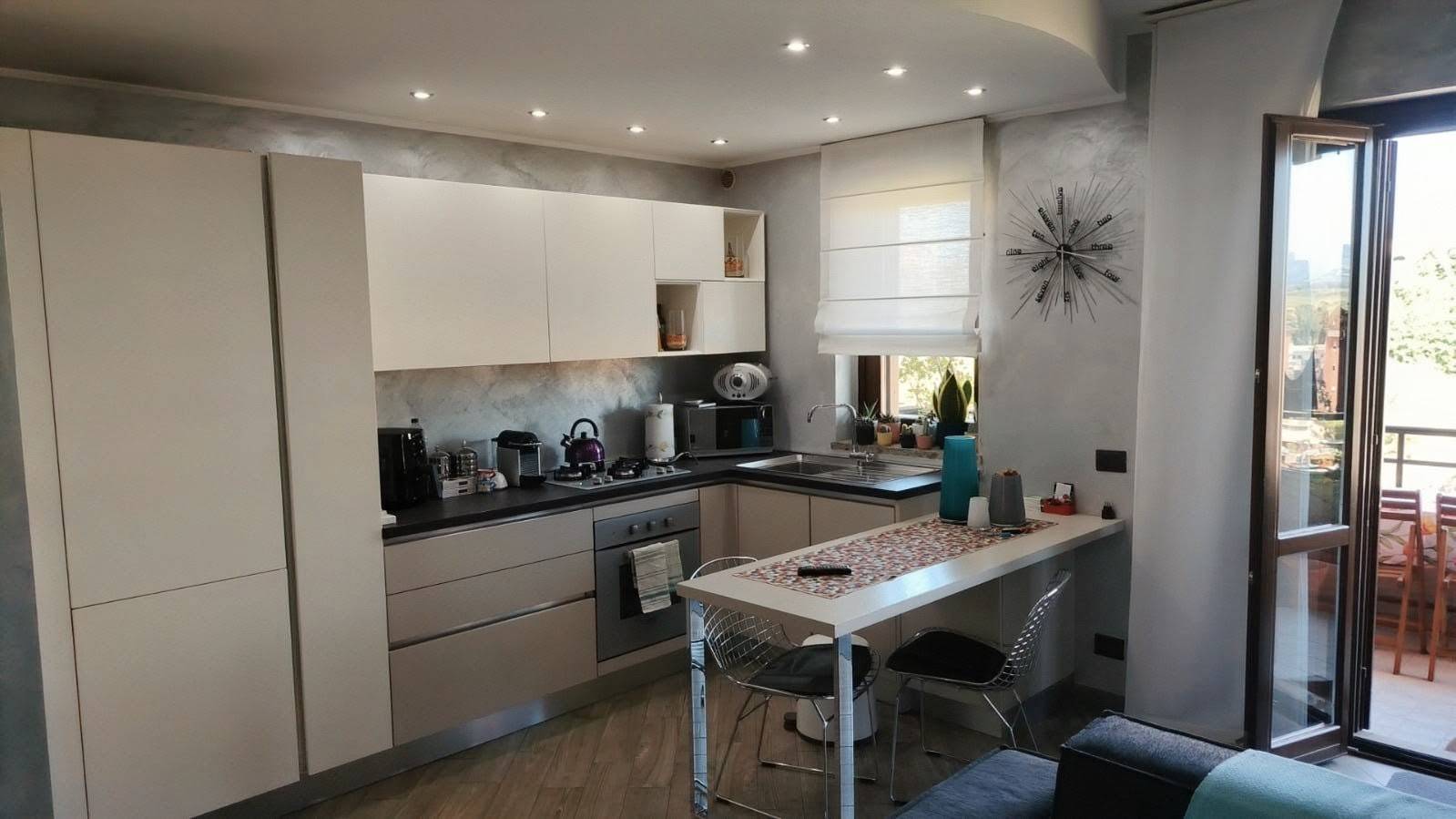 APPARTAMENTO 1 in vendita a Colleferro, VIA ROCCO DOLCE