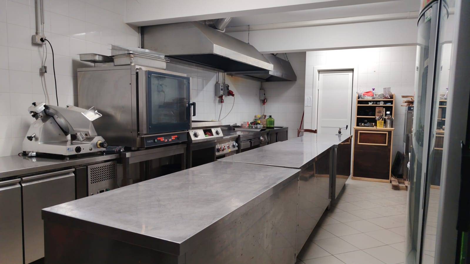 Locale commerciale in vendita a Colleferro