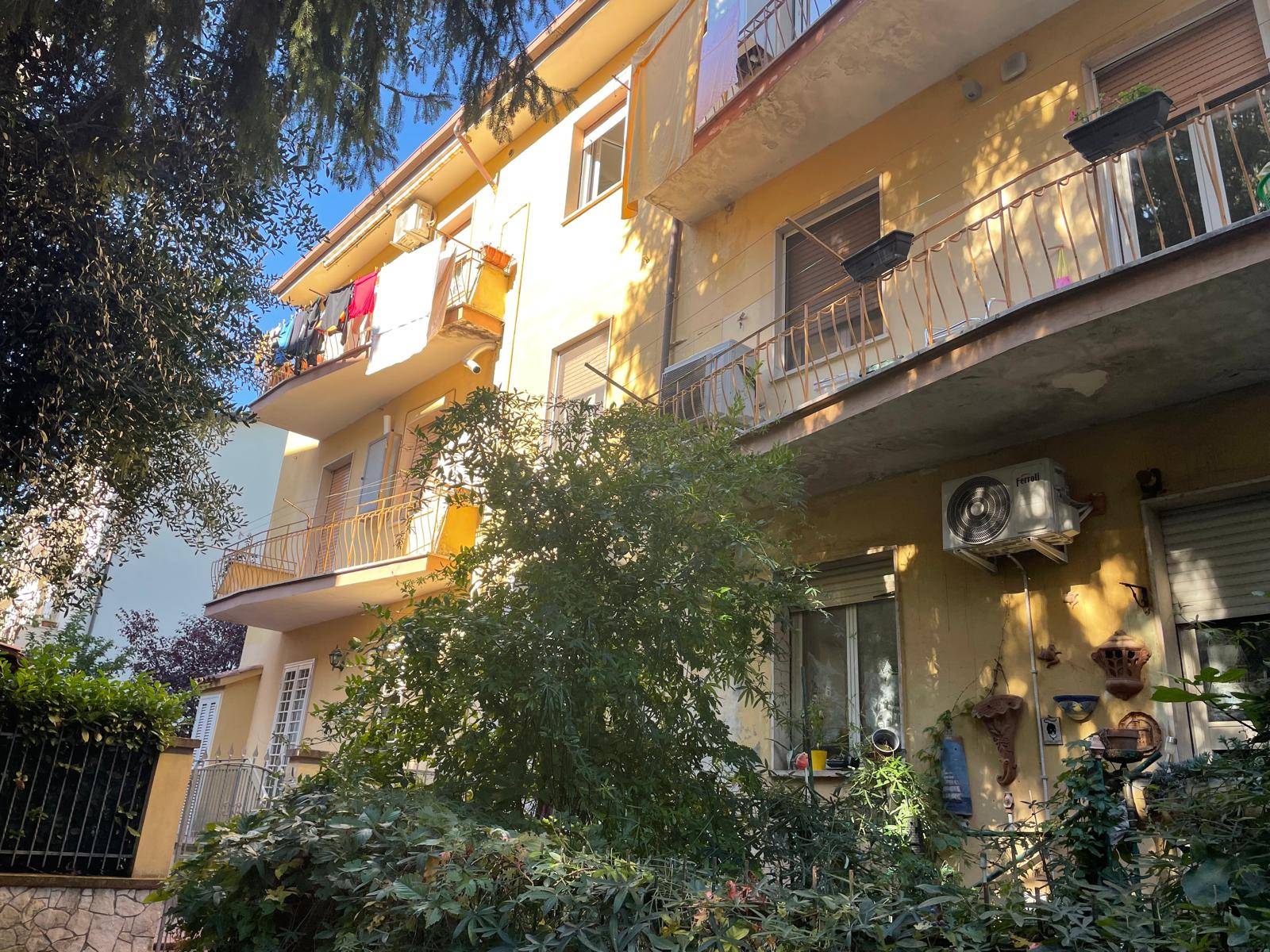 APPARTAMENTO 1 in vendita a Colleferro, VIA SANTA BARBARA