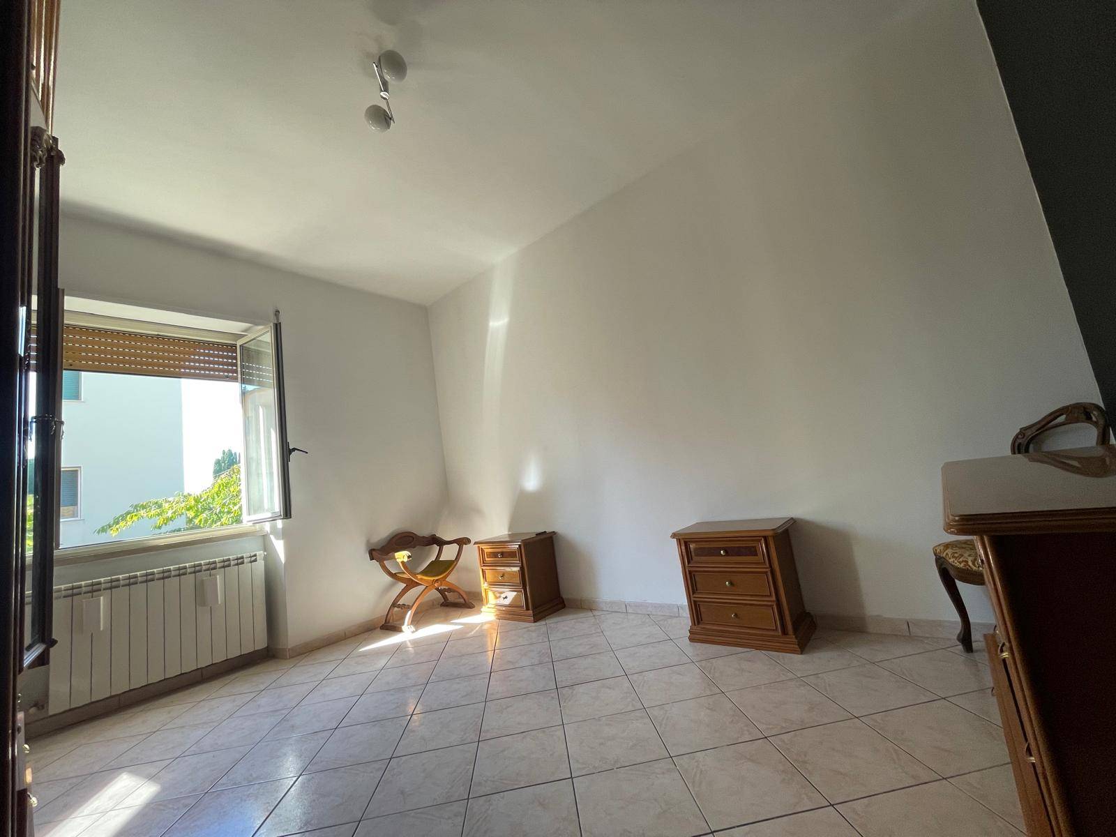 APPARTAMENTO 1 in vendita a Colleferro, VIA SANTA BARBARA
