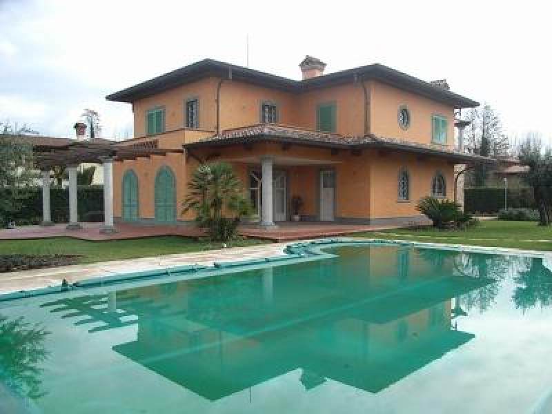 VILLA + PISCINA in vendita a Forte dei Marmi, Vittoria Apuana