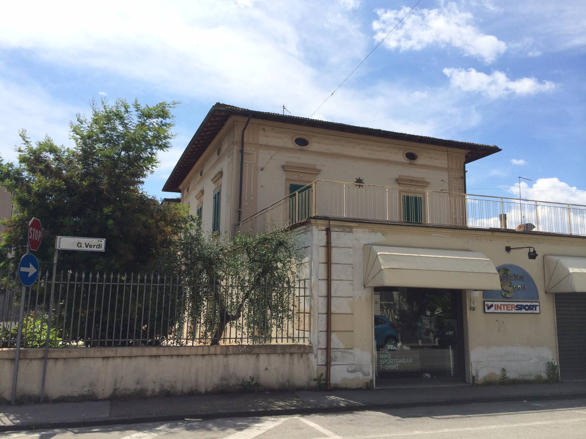 FONDO COMMERCIALE in vendita a Santa Croce sull'Arno