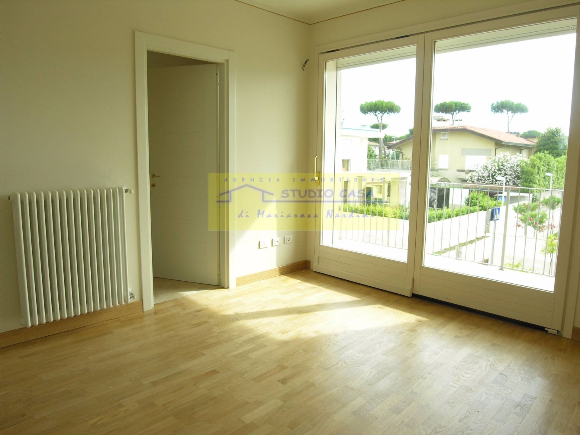 VILLETTA A SCHIERA in vendita a Camaiore, Lido di Camaiore