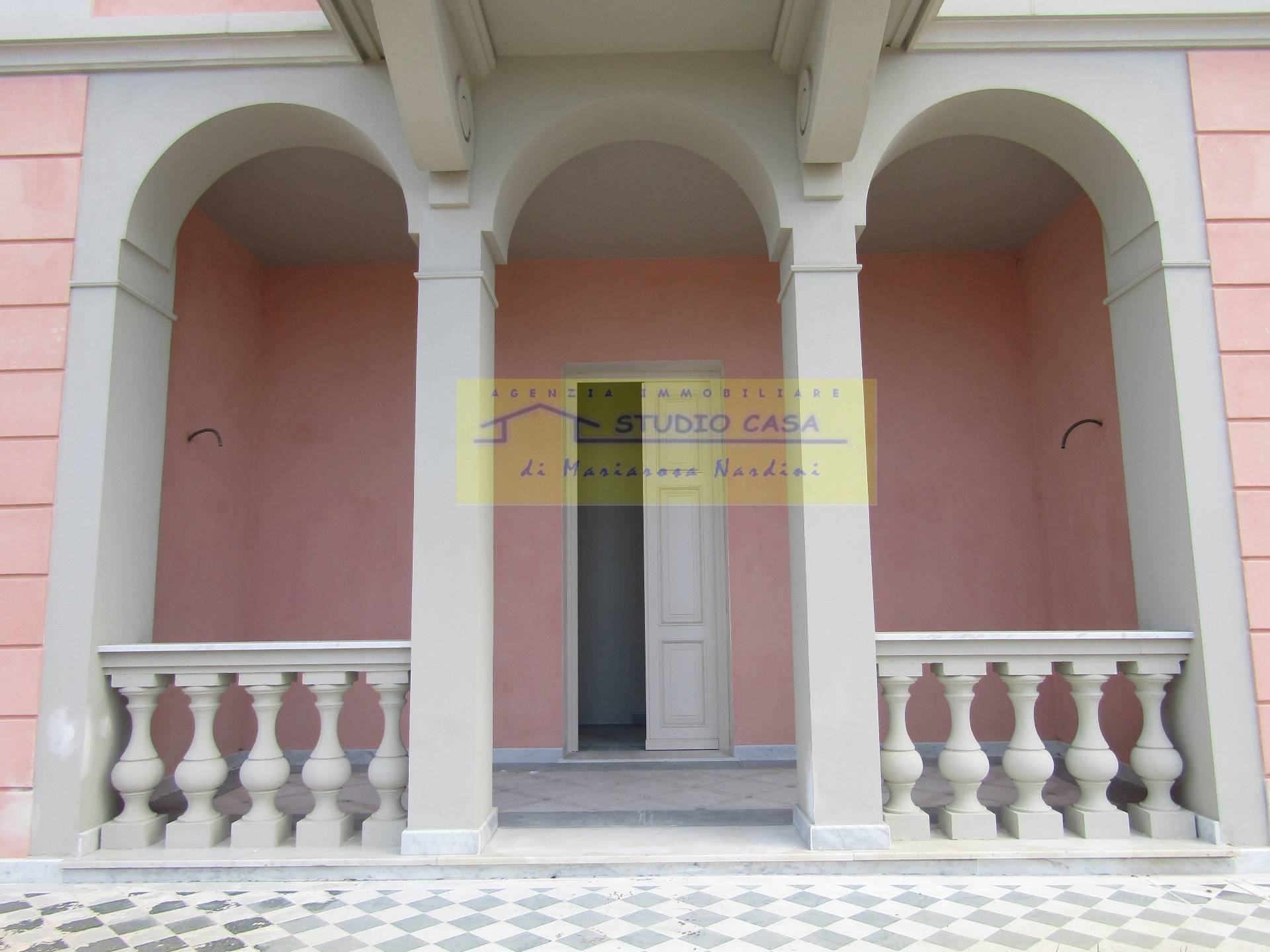 VILLA + PISCINA in vendita a Forte dei Marmi, Vittoria Apuana