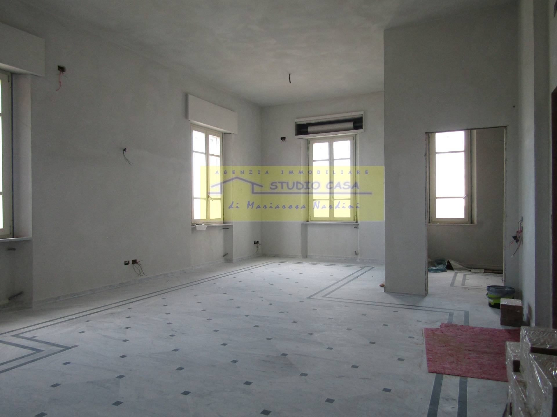 VILLA + PISCINA in vendita a Forte dei Marmi, Vittoria Apuana