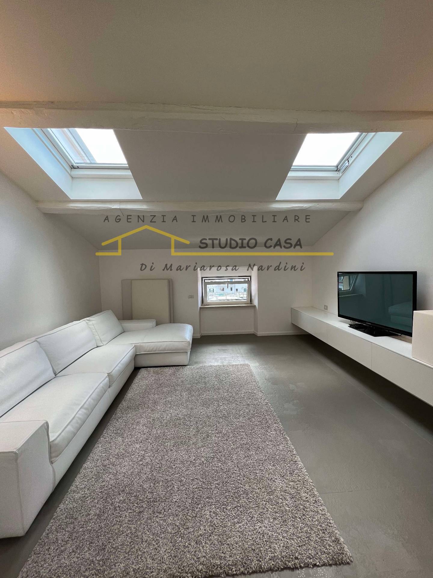 Appartamento con terrazza in vendita a Forte dei Marmi, Centro