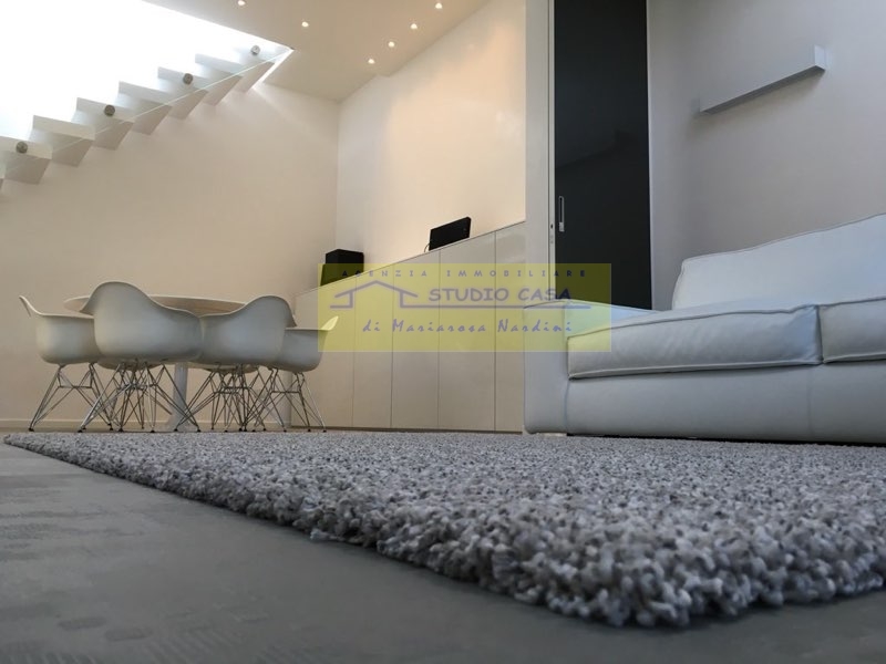 Appartamento con terrazza in vendita a Forte dei Marmi, Centro