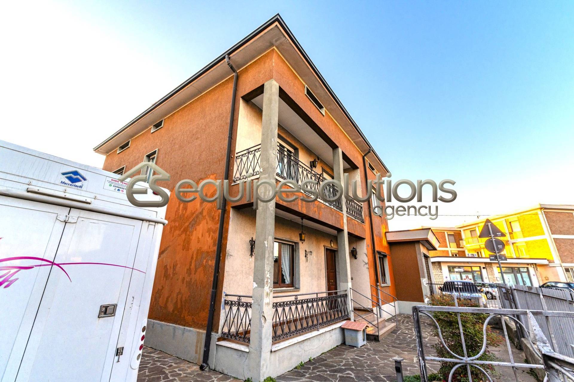 Casa singola in vendita a Curno