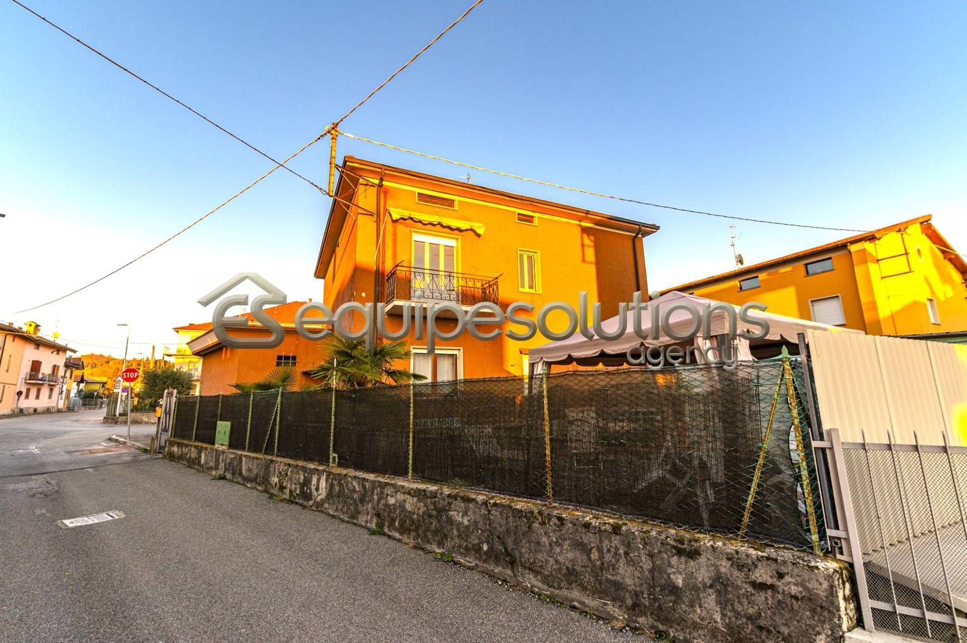 Casa singola in vendita a Curno